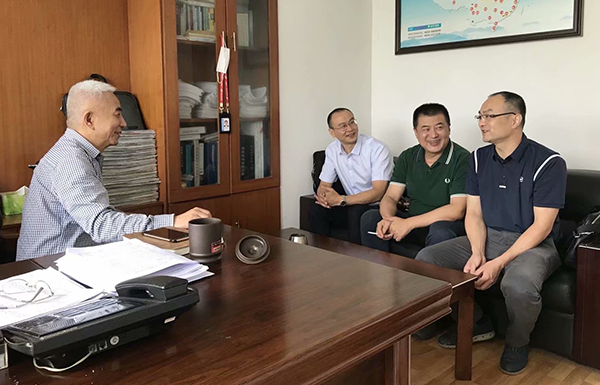 1597888917466550.png 國(guó)航綿陽營(yíng)業(yè)部總經(jīng)理拜訪集團(tuán)公司主要領(lǐng)導(dǎo)2.png