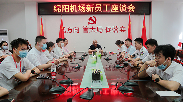 “助力鄉(xiāng)村振興，踐行艱苦奮斗” 將新員工黨性教育活動搬到對口幫扶村4.jpg